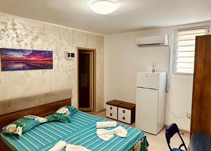 ゲストハウス Andrada エフォリエ・ノルド